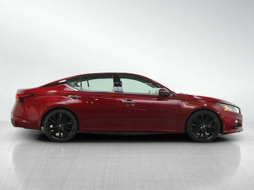 Scarlet Ember Tintcoat 2020 Nissan Altima 2.5 Platinum