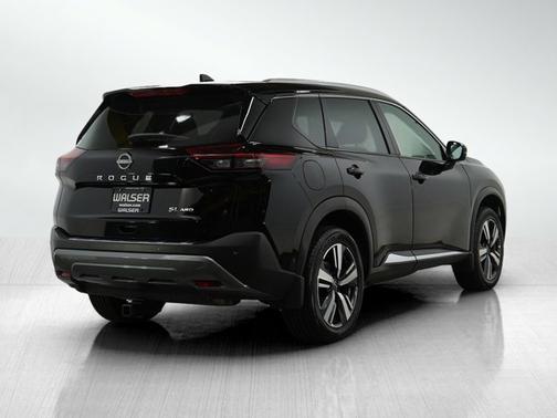 2022 Nissan Rogue SL