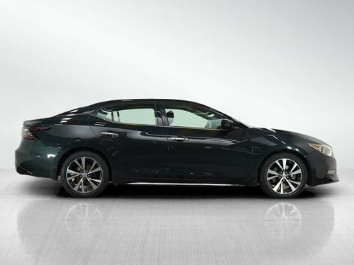2017 Nissan Maxima S