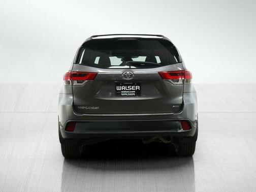 2018 Toyota Highlander LE