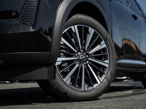 Super Black 2026 Nissan Pathfinder Platinum