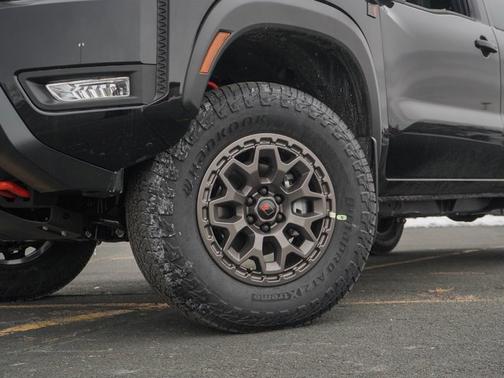 2026 Nissan Frontier PRO-4X w/R Package