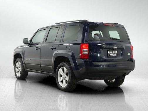 True Blue Pearlcoat 2016 Jeep Patriot Latitude