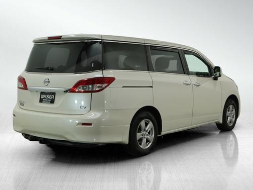 2015 Nissan Quest SV