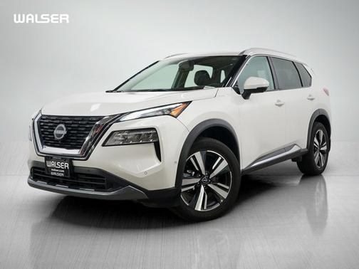 Pearl White Tricoat 2023 Nissan Rogue SL