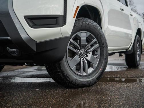 Glacier White 2026 Nissan Frontier SV