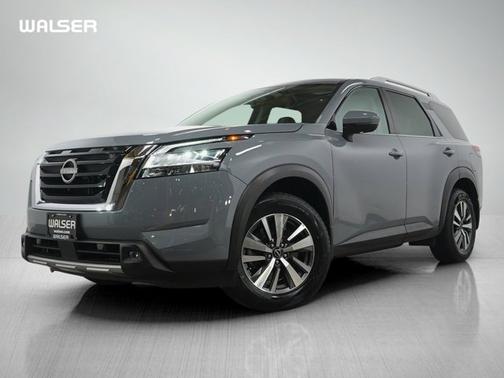 2024 Nissan Pathfinder SL