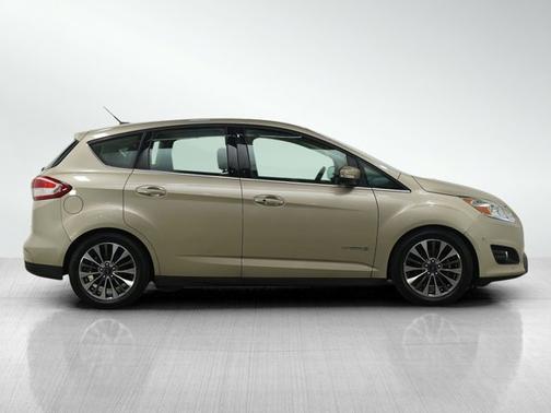 2017 Ford C-Max Hybrid Titanium