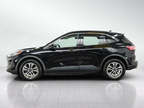 Agate Black Metallic 2022 Ford Escape SEL