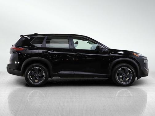 Super Black 2025 Nissan Rogue SV