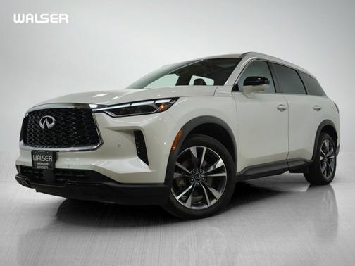 2024 INFINITI QX60 LUXE