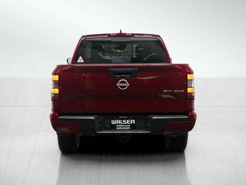 Cardinal Red Metallic Tricoat 2023 Nissan Frontier SV