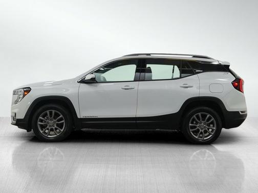 Summit White 2024 GMC Terrain SLT