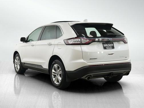 White Platinum Clearcoat Metallic 2015 Ford Edge Titanium
