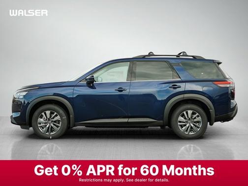 2025 Nissan Pathfinder SV
