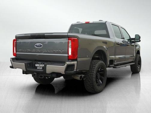 Carbonized Gray Metallic 2024 Ford F-250 XLT