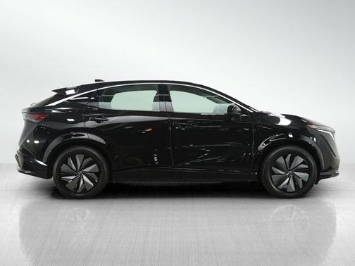 Black Diamond Pearl 2023 Nissan ARIYA ENGAGE