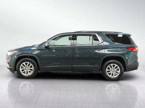 Graphite Metallic 2019 Chevrolet Traverse LT Cloth
