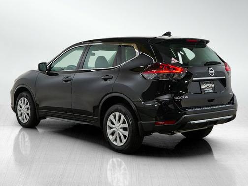 Magnetic Black 2018 Nissan Rogue S