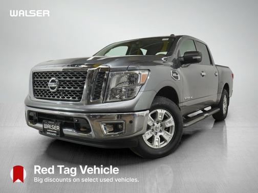 2017 Nissan Titan SV