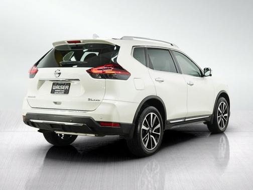 Pearl White Tricoat 2020 Nissan Rogue SL