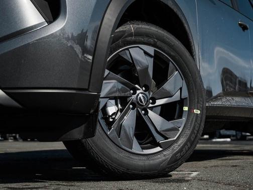 Gun Metallic 2026 Nissan Rogue SV