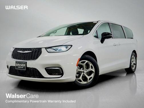 Bright White Clearcoat 2024 Chrysler Pacifica Limited