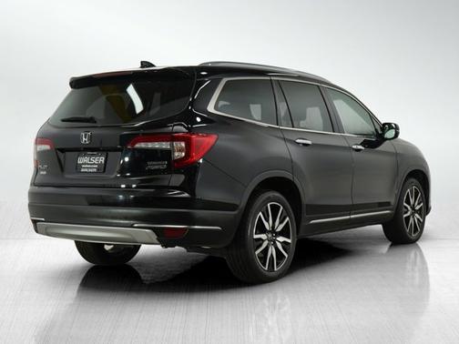 2020 Honda Pilot Touring 8-Passenger