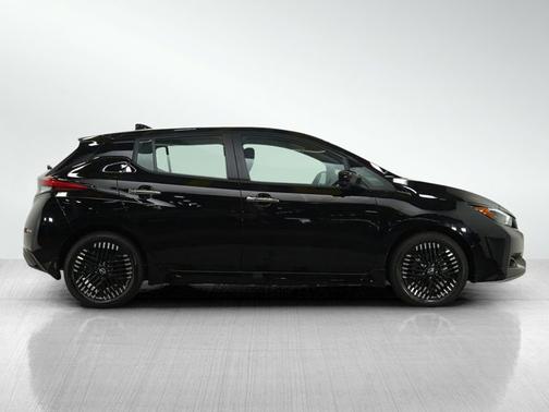 2023 Nissan Leaf SV PLUS