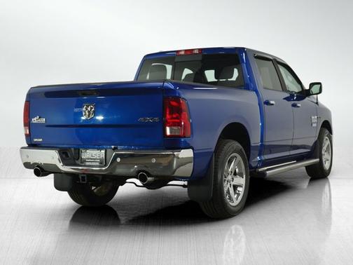 2017 RAM 1500 SLT