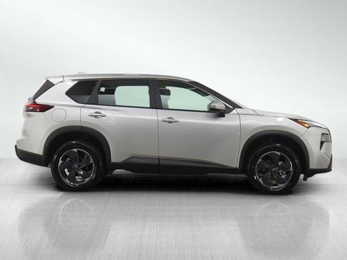 Brilliant Silver Metallic 2025 Nissan Rogue SV