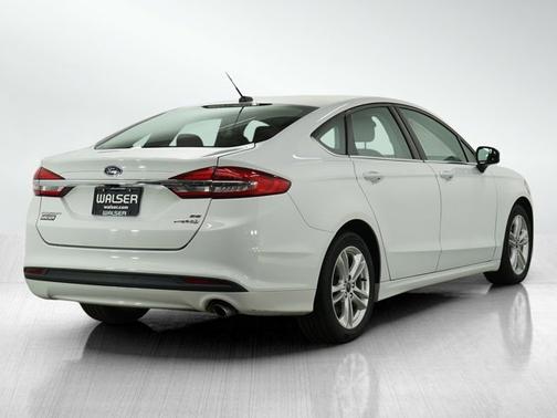 2018 Ford Fusion Hybrid SE