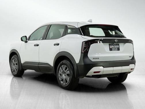 2025 Nissan Kicks S