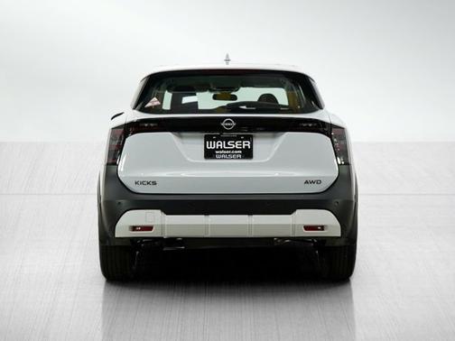 2025 Nissan Kicks S