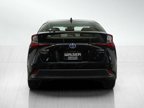 2019 Toyota Prius L Eco