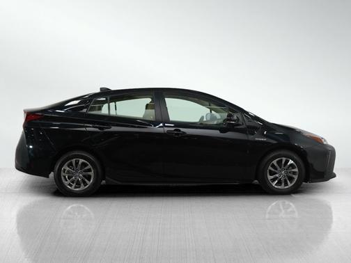 2019 Toyota Prius L Eco
