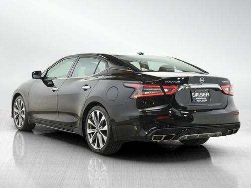 Super Black 2023 Nissan Maxima Platinum