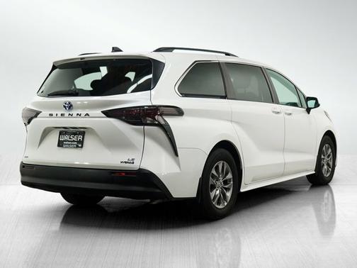 Ice 2023 Toyota Sienna LE