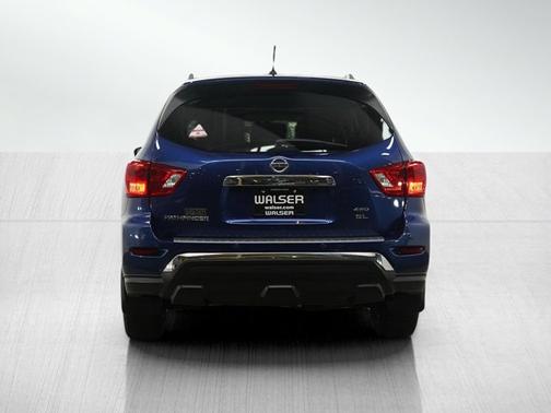 2018 Nissan Pathfinder SL