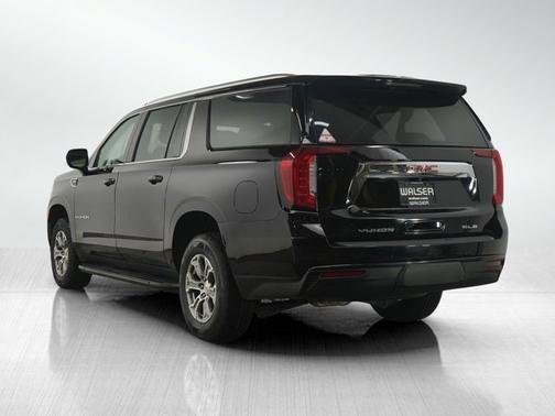 2023 GMC Yukon XL SLE
