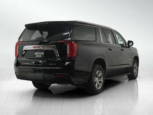 2023 GMC Yukon XL SLE
