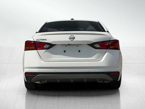 Glacier White 2026 Nissan Altima SV