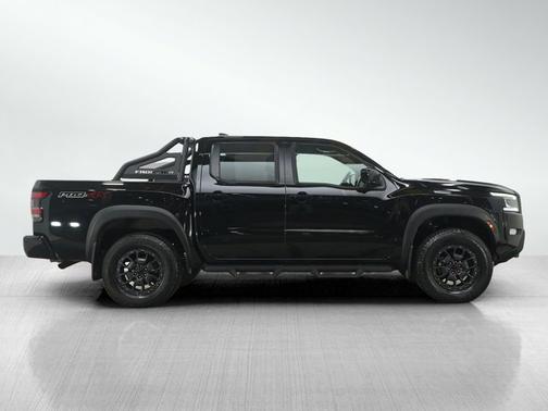 Super Black 2023 Nissan Frontier PRO-4X