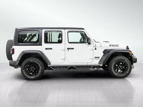 Bright White Clearcoat 2020 Jeep Wrangler Willys