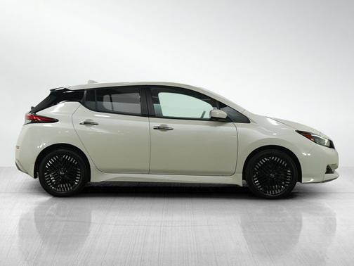 2024 Nissan Leaf SV PLUS