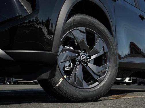 Super Black 2026 Nissan Rogue SV