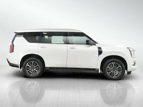 Aspen White Tricoat 2025 Nissan Armada SL
