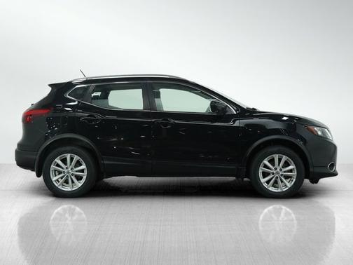 2018 Nissan Rogue Sport SV