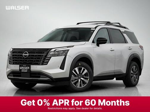 Everest White Pearl Tricoat 2026 Nissan Pathfinder SL