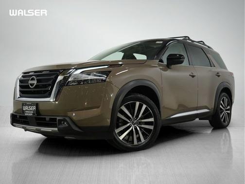 2023 Nissan Pathfinder Platinum